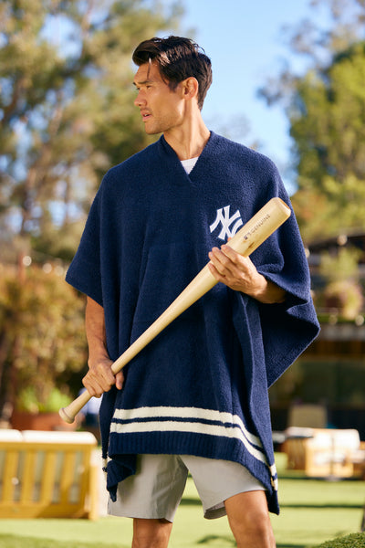 Cozychic® New York Yankees™ 3 in 1 Poncho